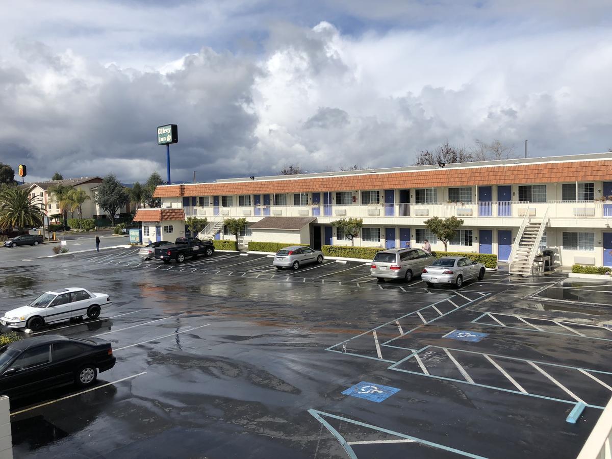 Gilroy Inn Экстерьер фото