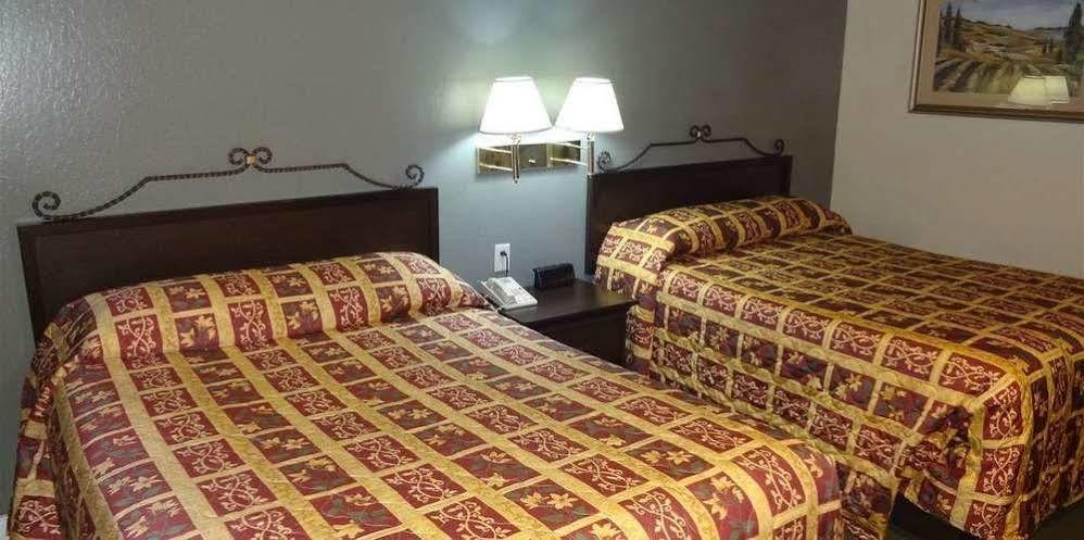 Gilroy Inn Экстерьер фото