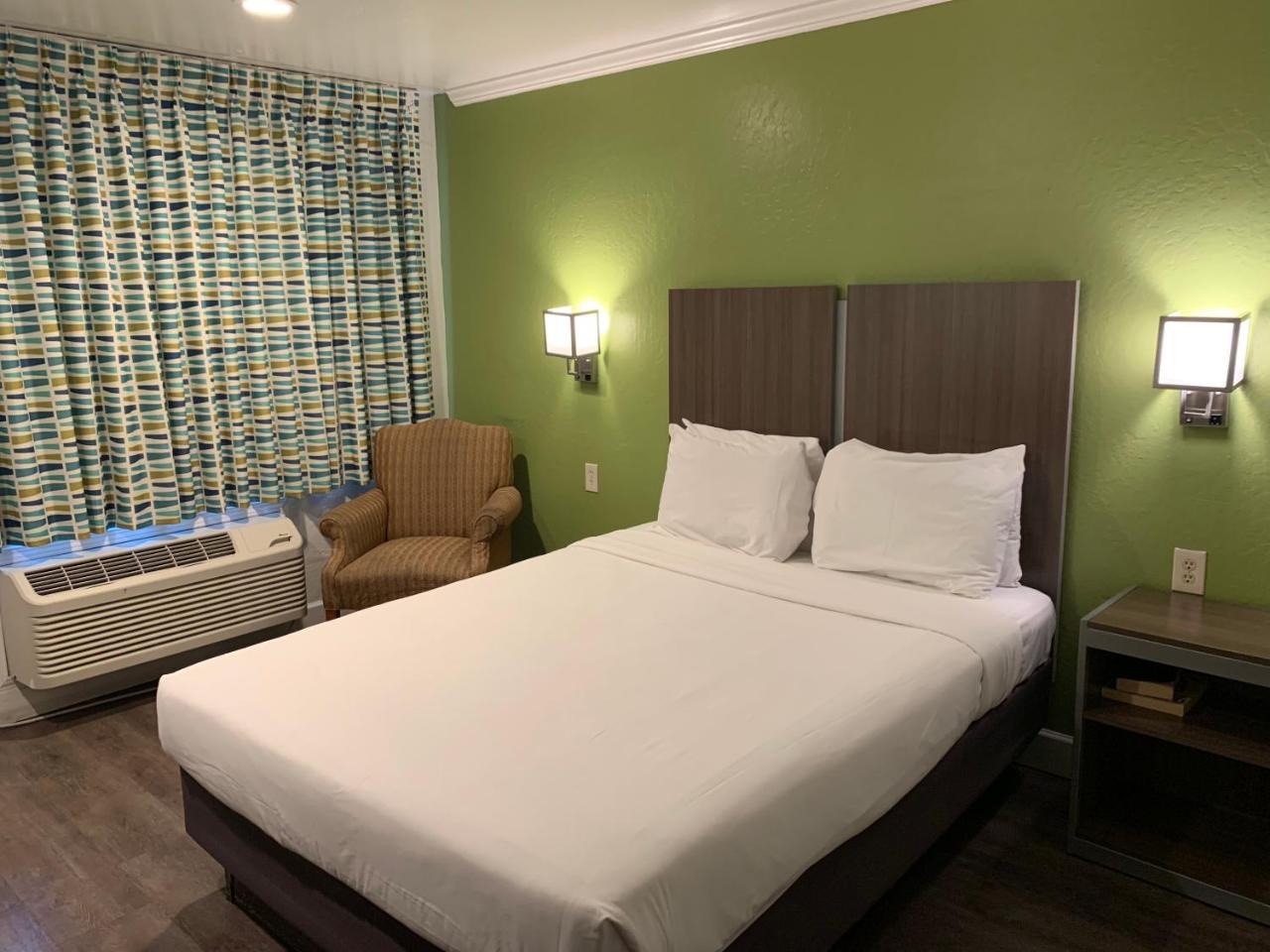 Gilroy Inn Экстерьер фото